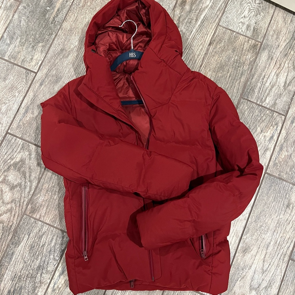 Uniqlo warm puffy down parka. Size S